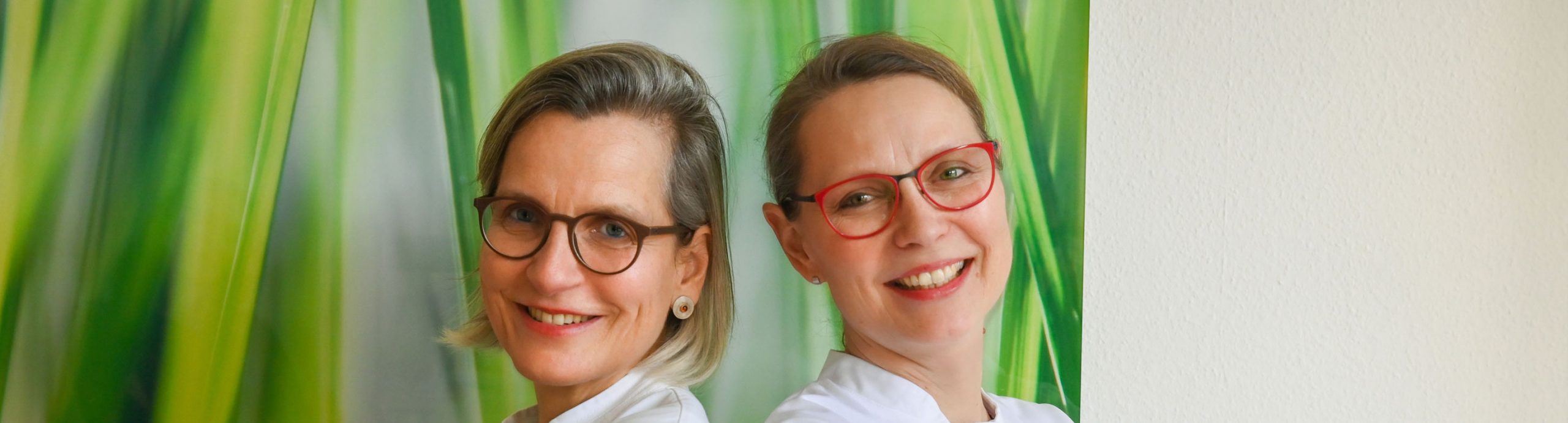 Dr. med. Britta Schmidt und Dr. med. Katja Pirlich in der Gemeinschaftspraxis für Allgemeinmedizin Friedenau